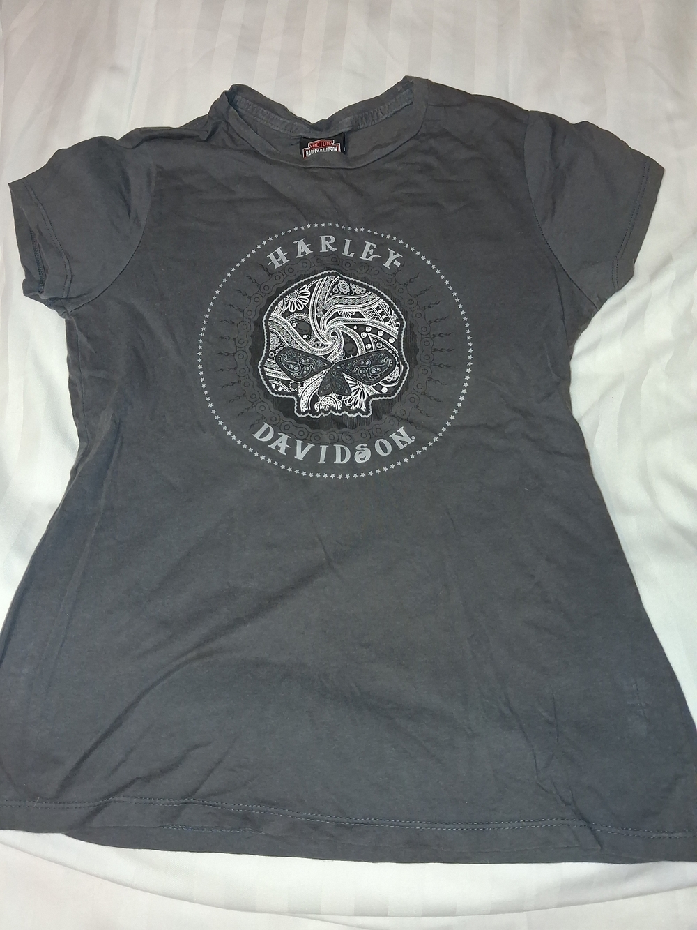 Harley-Davidson Womens Gray Graphic Skull Tee